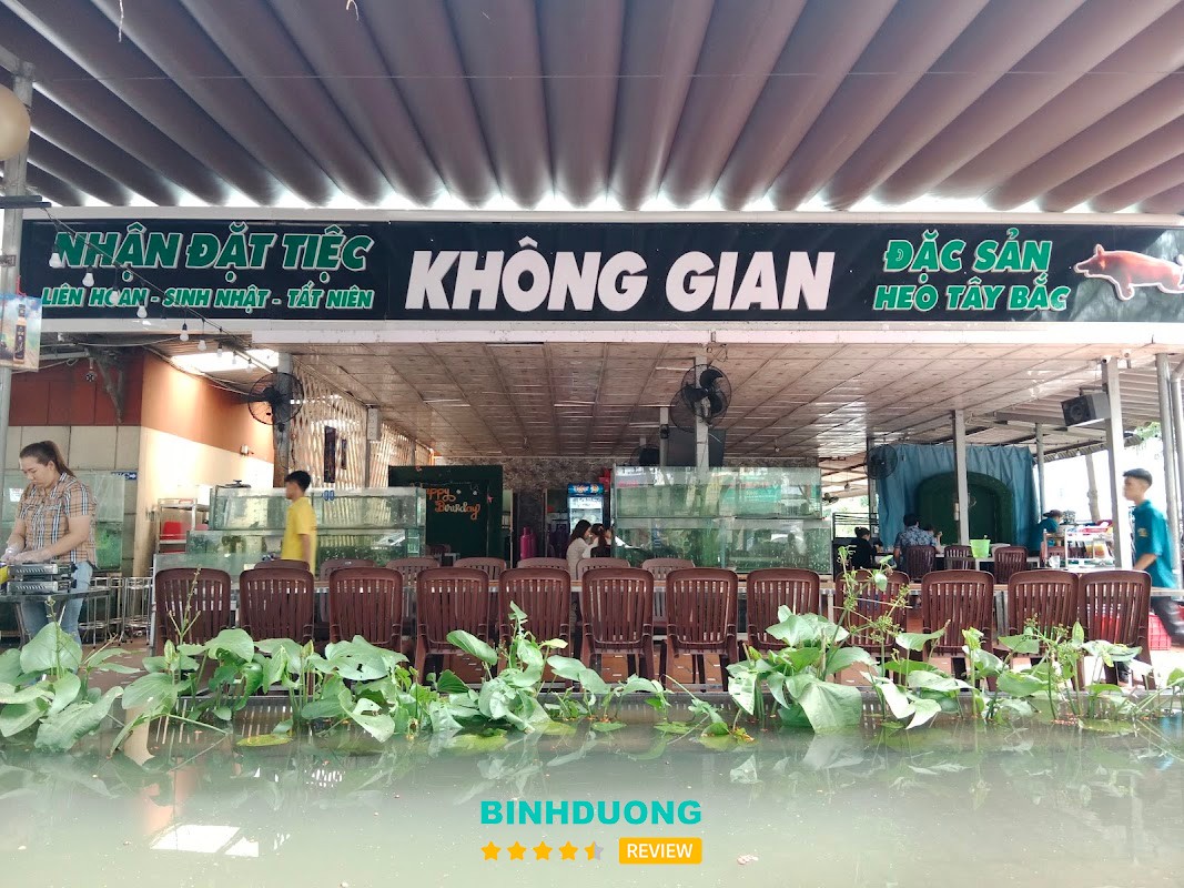 Quán Ăn Gia Đình Không Gian Bến Cát
